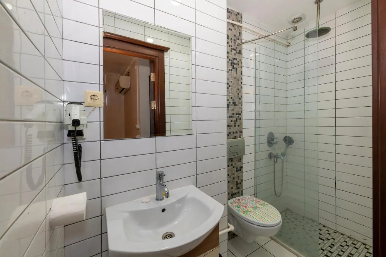アパートホテル Grand Opera Hotel イスタンブール